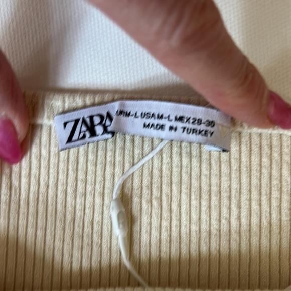 Zara Women's Crochet Granny Square Crop Tank Top - Picture 3 of 6